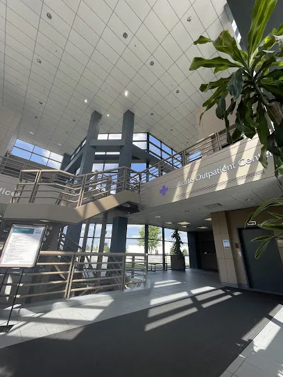 Advocate Medical Group Outpatient Center primary photo