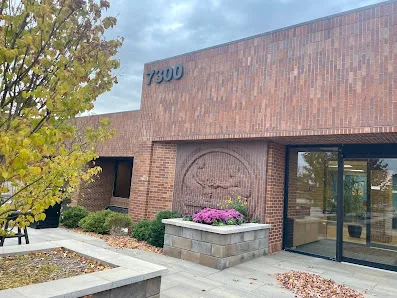 Hy-Vee Health Exemplar Care - West Des Moines