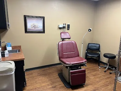 Immediate Care of Oklahoma - West Moore