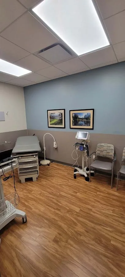St. Luke's Walk-in Clinic - Des Peres primary photo